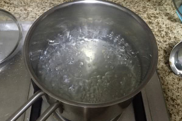手被開水燙了怎么辦？開水燙傷怎么處理？