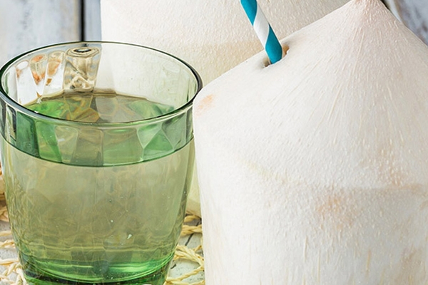 椰子是什么味道 味道清香 椰子是什么味道 味道清香