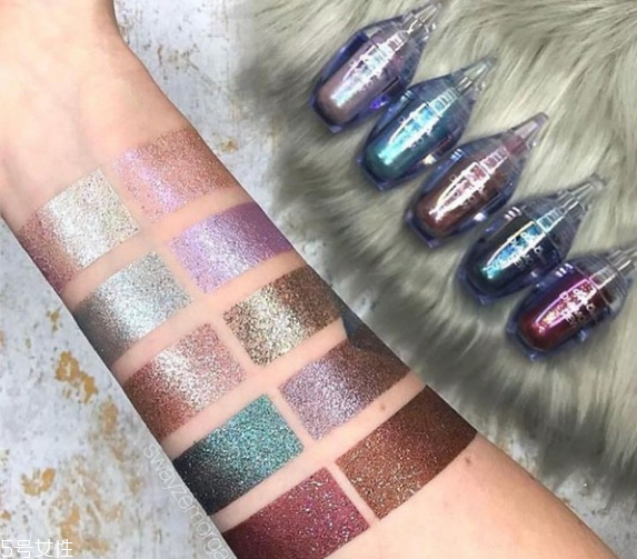 獨(dú)角獸液體眼影蜜怎么樣 lime crime獨(dú)角獸金屬液體眼影 獨(dú)角獸液體眼影蜜怎么樣 lime crime獨(dú)角獸金屬液體眼影