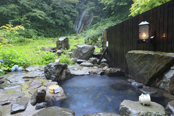 泡溫泉要帶泳帽嗎 可帶可不帶 泡溫泉要帶泳帽嗎 可帶可不帶