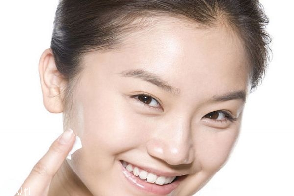 經(jīng)常熬夜長斑了怎么辦 熬夜長斑了能去掉嗎 經(jīng)常熬夜長斑了怎么辦 熬夜長斑了能去掉嗎