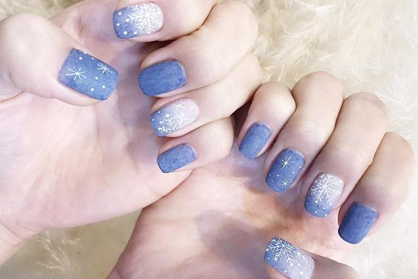 藍色系美甲圖片2019 仙氣滿滿藍色系美甲 藍色系美甲圖片2019 仙氣滿滿藍色系美甲