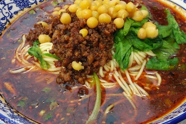 重慶小面是哪里的小吃 起源于這里 重慶小面是哪里的小吃 起源于這里