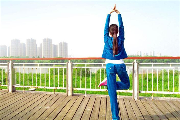 晨練可以做力量訓練嗎 不太適合 晨練可以做力量訓練嗎 不太適合