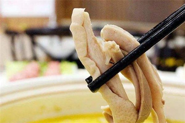 豬肚雞用白胡椒還是黑胡椒 前者更加適合 豬肚雞用白胡椒還是黑胡椒 前者更加適合