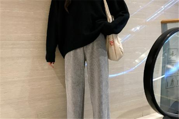 2019流行什么顏色的褲子 告別沉悶黑色系 2019流行什么顏色的褲子 告別沉悶黑色系