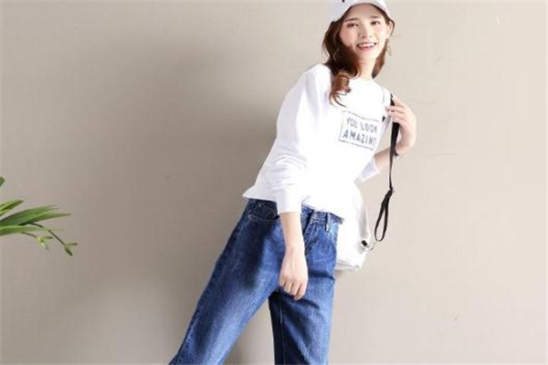 2019流行什么顏色的褲子 告別沉悶黑色系 2019流行什么顏色的褲子 告別沉悶黑色系