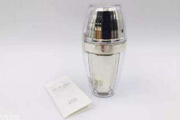 如何挑選精華液 值得推薦的精華液 如何挑選精華液 值得推薦的精華液