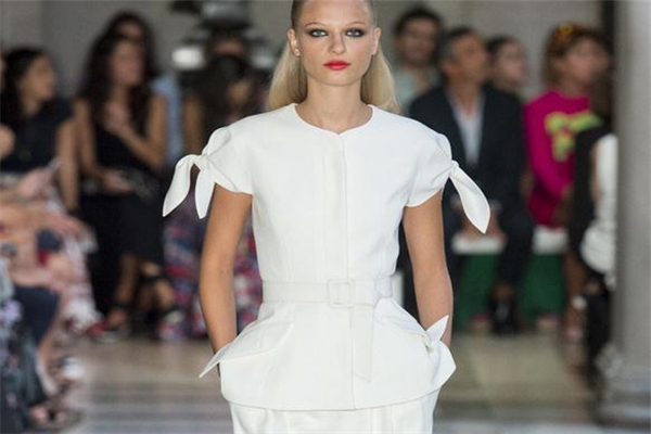 carolina herrera是什么牌子 知名時(shí)尚品牌 carolina herrera是什么牌子 知名時(shí)尚品牌