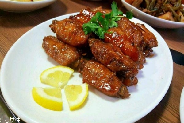 美味的可樂雞翅制作全過(guò)程方法