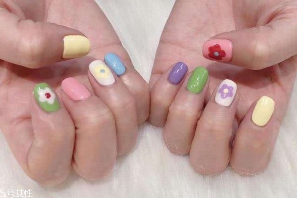 金泫雅同款美甲 泫雅美甲ins圖片 金泫雅同款美甲 泫雅美甲ins圖片