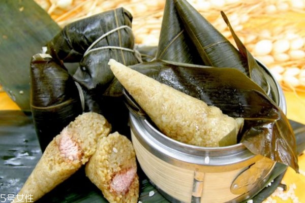 晚上吃粽子好嗎 吃粽子原來有這么多禁忌 晚上吃粽子好嗎 吃粽子原來有這么多禁忌