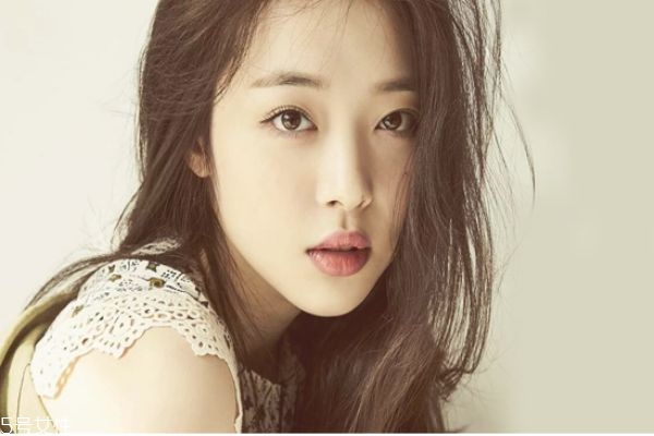 睡不醒發(fā)型配什么顏色 睡不醒頭染什么色好看 睡不醒發(fā)型配什么顏色 睡不醒頭染什么色好看