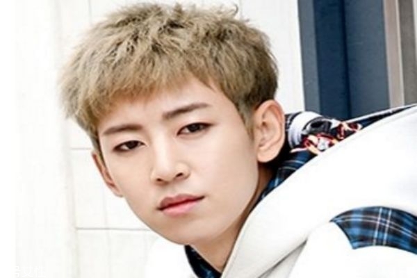 男生可以燙什么發(fā)型 男生流行燙發(fā) 男生可以燙什么發(fā)型 男生流行燙發(fā)