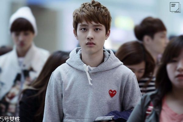 男生可以燙什么發(fā)型 男生流行燙發(fā) 男生可以燙什么發(fā)型 男生流行燙發(fā)