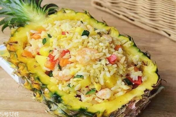 菠蘿應(yīng)該怎么吃 菠蘿家常菜的做法大全 菠蘿應(yīng)該怎么吃 菠蘿家常菜的做法大全