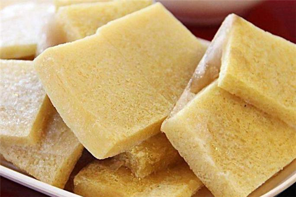 凍豆腐可以炸嗎 油炸凍豆腐的做法 凍豆腐可以炸嗎 油炸凍豆腐的做法