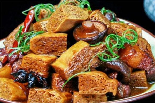 凍豆腐可以炸嗎 油炸凍豆腐的做法 凍豆腐可以炸嗎 油炸凍豆腐的做法