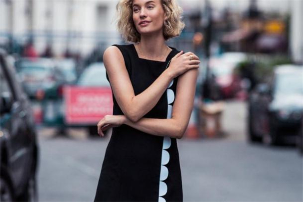 五一旅游穿什么衣服好看 三條萬能神仙裙 五一旅游穿什么衣服好看 三條萬能神仙裙