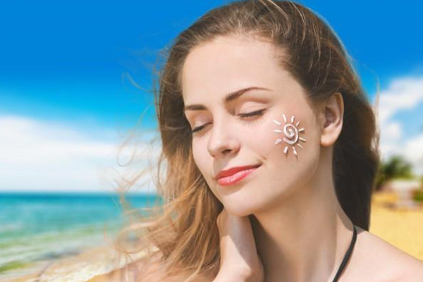 防曬霜開封一年了還能用嗎 防曬霜保質期多久 防曬霜開封一年了還能用嗎 防曬霜保質期多久