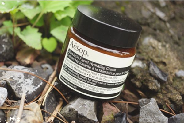 伊索b3c怎么用 伊索b3c主要功效 伊索b3c怎么用 伊索b3c主要功效