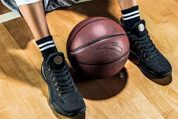 安踏運動鞋質量怎么樣 性價比相當高