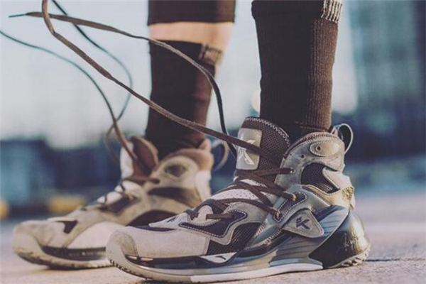 安踏運動鞋質量怎么樣 性價比相當高