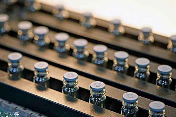 凍干粉和面膜先用什么 面膜和凍干粉的順序 凍干粉和面膜先用什么 面膜和凍干粉的順序