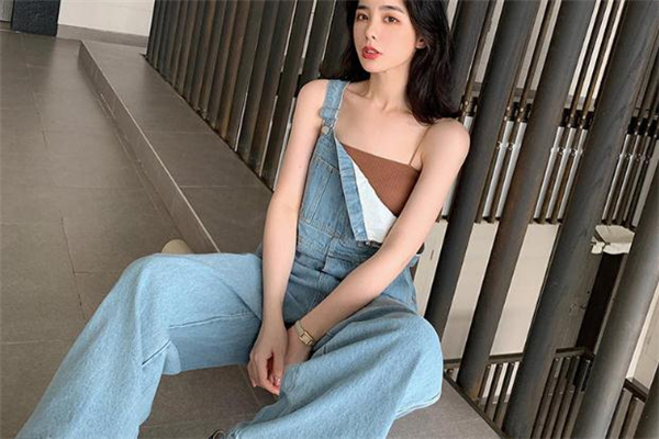 2019年夏天流行什么牛仔褲 時尚界的常青樹 2019年夏天流行什么牛仔褲 時尚界的常青樹