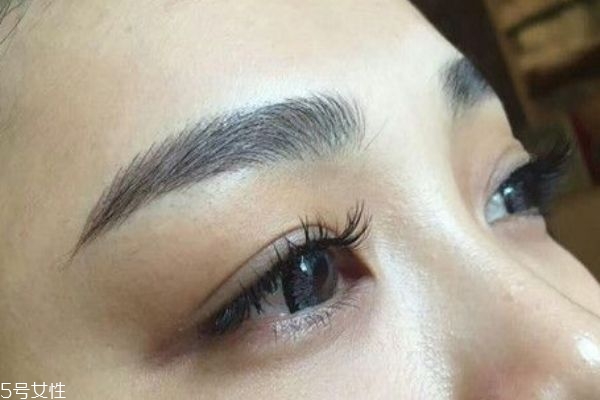 氧氣眉剛做出來(lái)的圖片 無(wú)痂輕氧眉一個(gè)星期圖