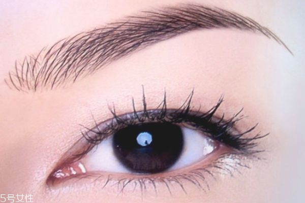 做眉毛要多少錢 價位差別很大 做眉毛要多少錢 價位差別很大