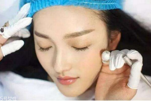 氧氣眉剛做出來(lái)的圖片 無(wú)痂輕氧眉一個(gè)星期圖
