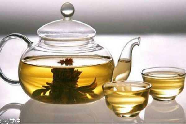 喝什么茶可以瘦臉瘦身 哪一種茶刮油最厲害 喝什么茶可以瘦臉瘦身 哪一種茶刮油最厲害