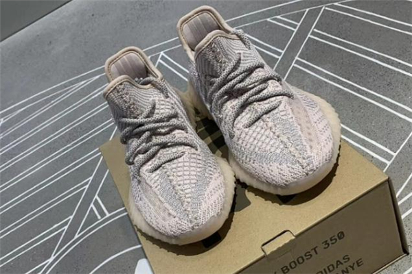 yeezy350粉天使開(kāi)箱測(cè)評(píng) yeezy粉天使和滿(mǎn)天星實(shí)物對(duì)比