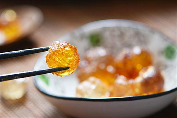 桃膠適合夏天吃嗎 桃膠夏天吃還是冬天吃好 桃膠適合夏天吃嗎 桃膠夏天吃還是冬天吃好