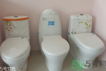 馬桶漏水的原因？馬桶漏水如何修理？