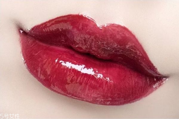 有哪些色號比較適合冷皮 適合冷皮的口紅顏色 有哪些色號比較適合冷皮 適合冷皮的口紅顏色