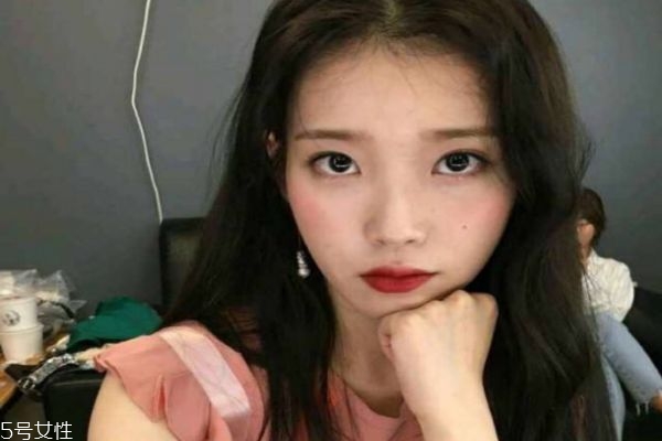 額頭低的人適合劉海嗎 適合額頭低的女生發(fā)型 額頭低的人適合劉海嗎 適合額頭低的女生發(fā)型