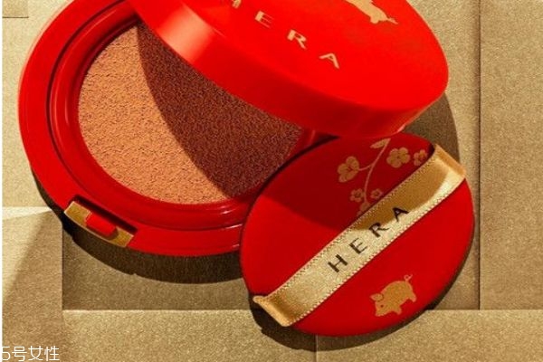 2019豬年限定彩妝產(chǎn)品哪款好 這些豬年限定款再不買(mǎi)就晚了