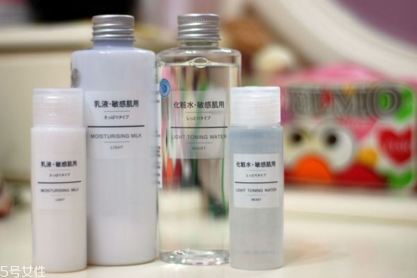 涂抹水乳具有哪些好處 如何挑選水乳產(chǎn)品 涂抹水乳具有哪些好處 如何挑選水乳產(chǎn)品