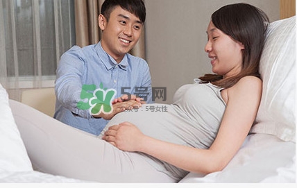無痛分娩是全麻嗎？無痛分娩對(duì)腰有影響嗎？
