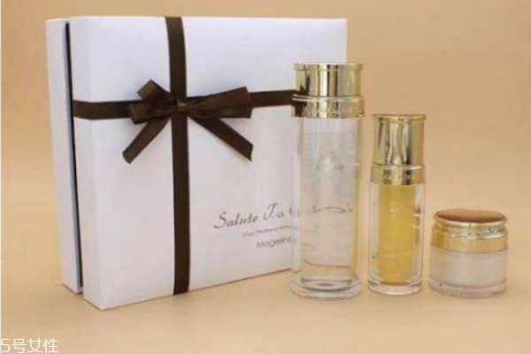 為麥吉麗代言的明星都有誰呢 麥吉麗的貴婦膏中有什么成分呢 為麥吉麗代言的明星都有誰呢 麥吉麗的貴婦膏中有什么成分呢