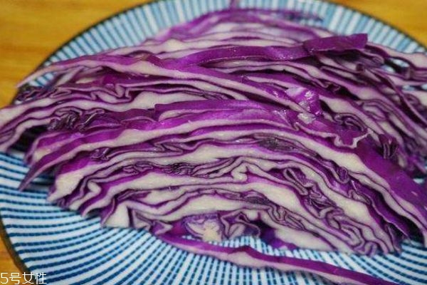 什么是紫甘藍呢 紫甘藍有什么作用呢 什么是紫甘藍呢 紫甘藍有什么作用呢