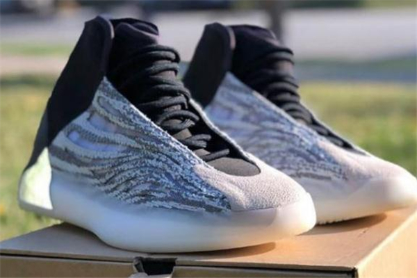 yeezy籃球鞋開箱測(cè)評(píng) yeezy籃球鞋腳感怎么樣