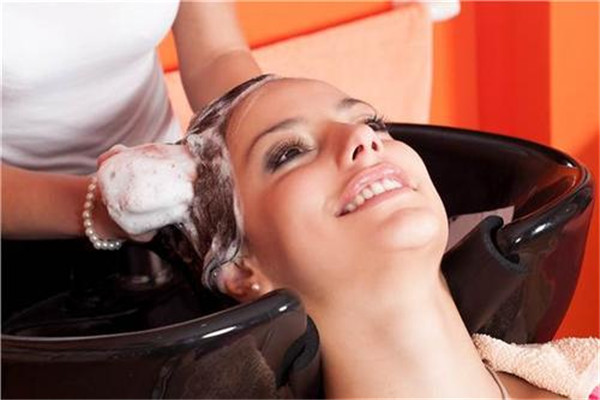 頭發(fā)沒(méi)有毛囊怎么辦 頭發(fā)買(mǎi)有毛囊怎么修復(fù) 頭發(fā)沒(méi)有毛囊怎么辦 頭發(fā)買(mǎi)有毛囊怎么修復(fù)