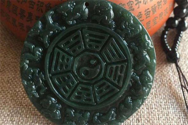 和田青玉什么顏色值錢 和田青玉價(jià)格