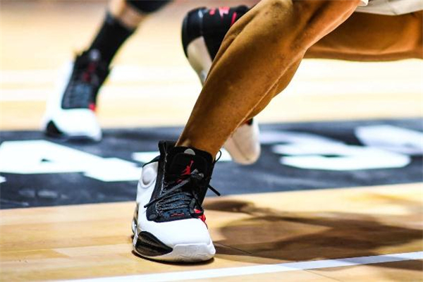 aj34實戰(zhàn)測評 aj34實戰(zhàn)怎么樣 aj34實戰(zhàn)測評 aj34實戰(zhàn)怎么樣