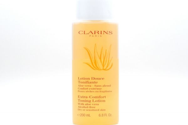 秋天適合用什么化妝水 適合秋天用的化妝水 秋天適合用什么化妝水 適合秋天用的化妝水