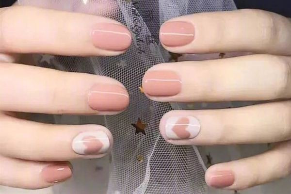 學(xué)生黨適合做哪些美甲 手指粗適合哪些美甲 學(xué)生黨適合做哪些美甲 手指粗適合哪些美甲