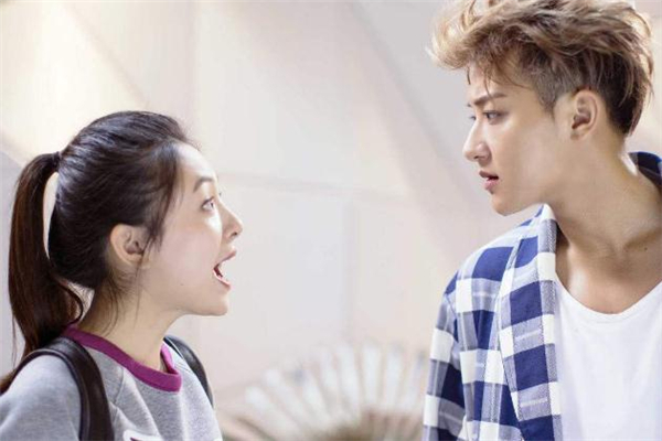 第二次和女生聊天怎么開場 第二次和女孩聊天開場白 第二次和女生聊天怎么開場 第二次和女孩聊天開場白